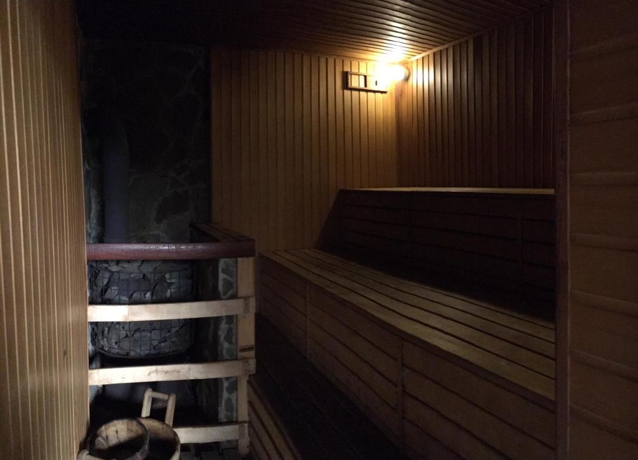 Sokolyne Gnizdo Hotel Korostov Buitenkant foto
