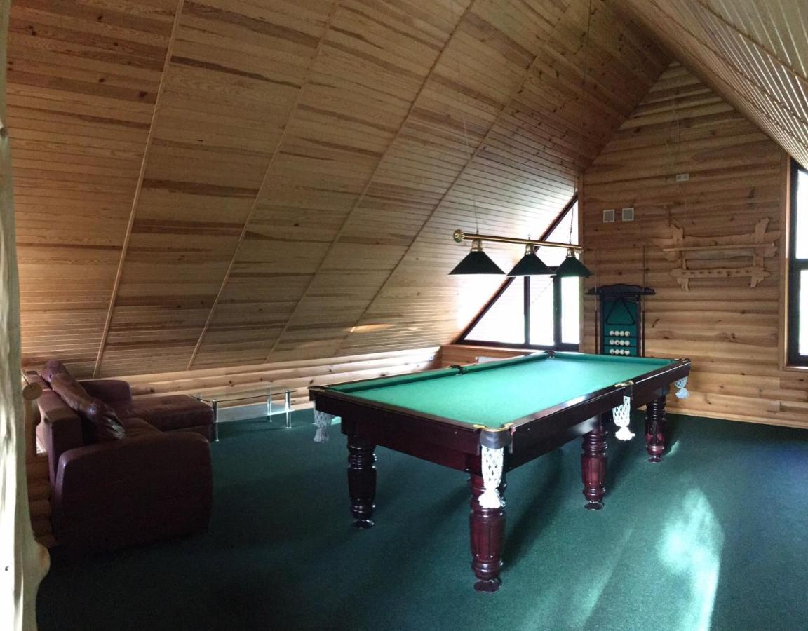 Sokolyne Gnizdo Hotel Korostov Buitenkant foto
